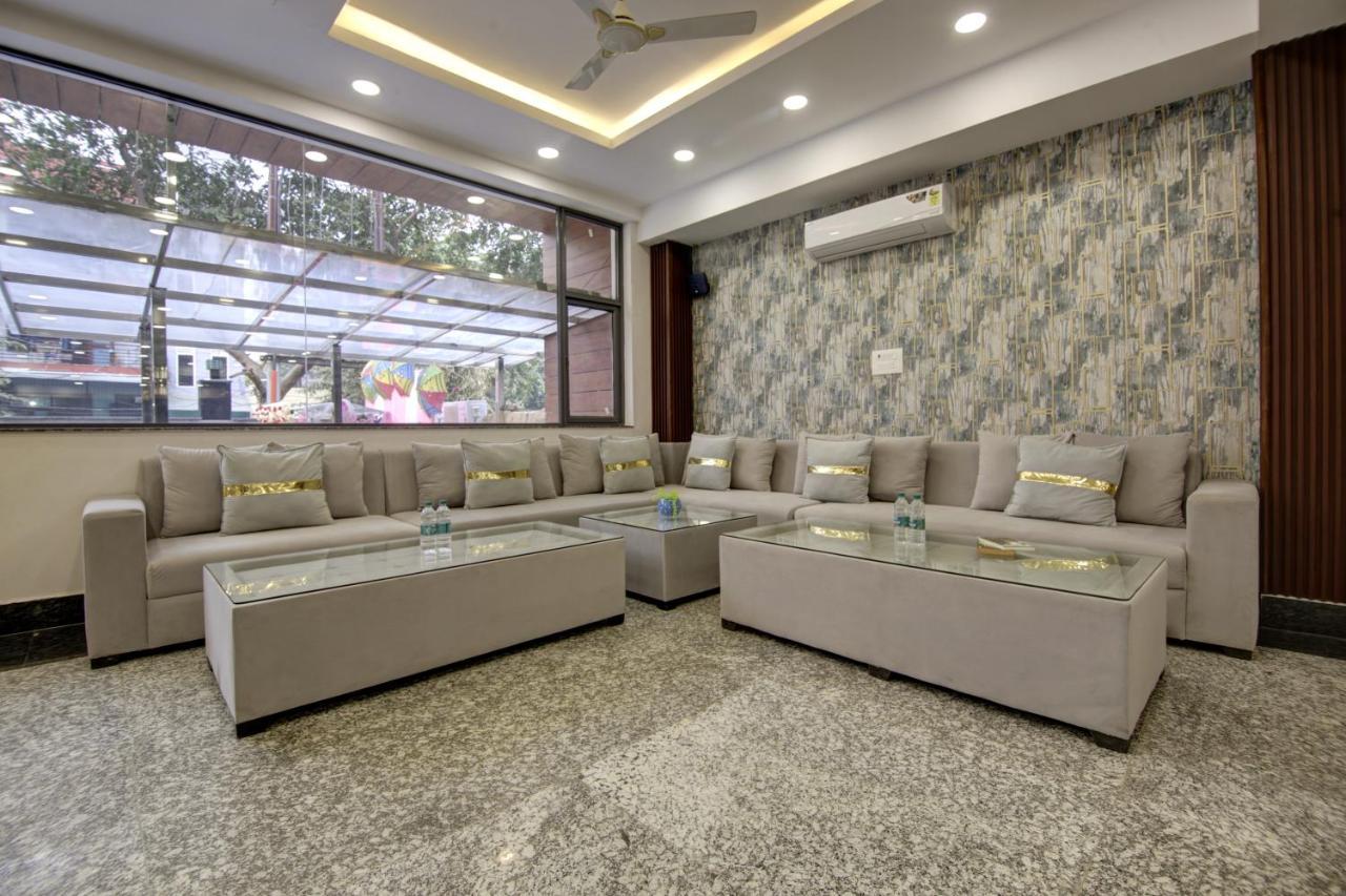 Hotel La Mirage Noida Eksteriør billede